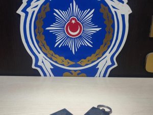 Garaj Kumandası Görünümlü Suikast Silahıyla Yakalanan Zanlı Tutuklandı