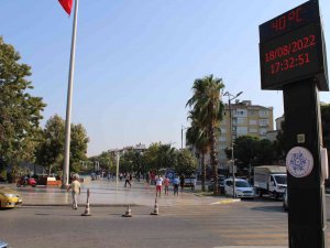 Aydın’da Akşam Üzeri Termometreyi Görenler Şaştı