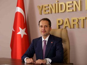 Yeniden Refah Partisi Lideri Erbakan: “Öğretmenlerimizi Kategorize Eden Bu Kanun Acilen Değiştirilmeli”