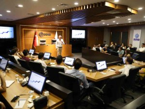 Deni̇b Akademi’den İkna Becerilerini Geliştirme Eğitimi