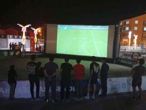 Hakkari’de ‘Pes Turnuvası’ İzletildi
