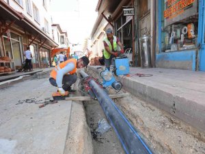 Elazığ’da Altyapı Yenileme Çalışmaları Tüm Hızıyla Sürüyor