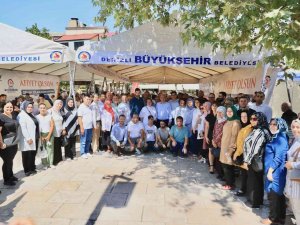 Denizlililer Geleneksel Aşure Hayrında Buluştu