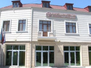 Azerbaycanlı Öğrenciler Anadolu Üniversitesi Açıköğretim Fakültesi Yaz Okulu Sınavlarına Hazırlanıyor