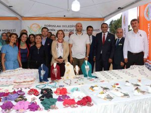 Çamlıyayla İ̇ğne Oyası Festivali Başladı