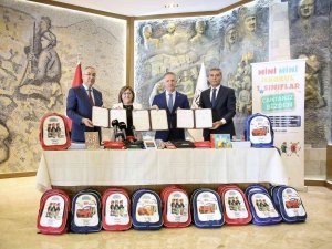 1’inci Sınıf Öğrencilerinin Kırtasiye Malzemesi Büyükşehirden