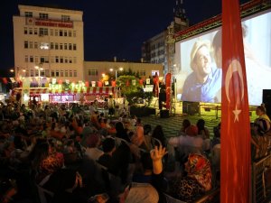 Geleneksel Açık Hava Sinema Günlerine İ̇lkadım’da Yoğun İlgi