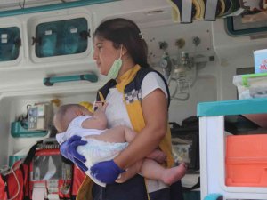 Kuzey Marmara Otoyolu’nda Bariyerlere Çarpan Otomobil 100 Metreden Şarampole Uçtu