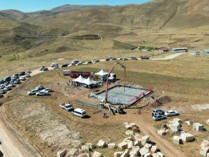 Hınıs Başköy Cemevi’nin Temeli Düzenlenen Törenle Atıldı