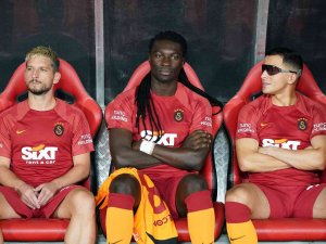 Spor Toto Süper Lig: Ümraniyespor: 0 - Galatasaray: 0 (Maç Devam Ediyor)