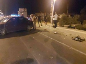 Hatay’da Arıza Nedeniyle Yolun Sağında Duran Araca Otomobil Çarptı: 3 Yaralı