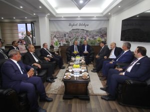 İ̇çişleri Bakanı Soylu’dan Bayburt Belediyesine Ziyaret