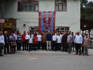 Ak Parti Düzce’de Merkeze Bağlı Köyleri Geziyor