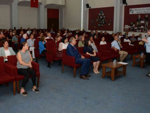 İ̇l Müdürü Töre, Okullarda Yöneticiliğe Hak Kazanan Adaylar İle Bir Araya Geldi