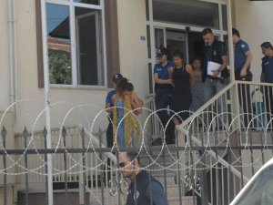 Yalova’da 4 Evi Soyan 3 Kadın Hırsız Yakalandı