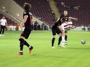 Spor Toto Süper Lig: Hatayspor: 1 - Gaziantep Fk: 1 (İ̇lk Yarı)