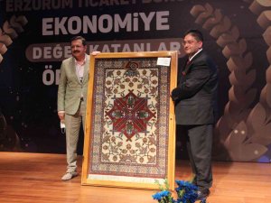 Erzurum Ticaret Borsası Ekonomiye Değer Katanlar Ödül Töreni Gerçekleştirildi
