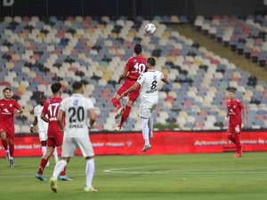Spor Toto 1. Lig: Altınordu: 0 - Sakaryaspor: 2