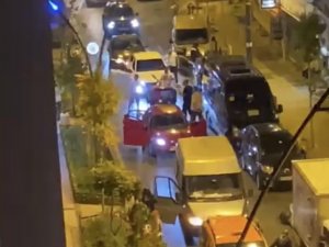 Kağıthane’de Asker Eğlencesinde Konvoy Yapan Bir Grup Caddeyi Trafiğe Kapatarak Eğlendi