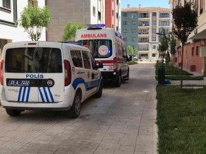 Haber Alınamayan Adam Evinde Uyurken Bulundu