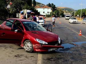 Samsun’da İki Otomobil Çarpıştı: 1 Yaralı