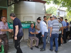 Elim Kazada Yaşamını Yitiren Anne Ve Oğlu Son Yolculuğuna Uğurlandı