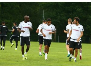 Beşiktaş Yeni Sezon Hazırlıklarını Sürdürüyor