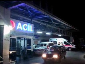 Düğün Yemeğinden Zehirlenen 20 Kişi Hastaneye Kaldırıldı