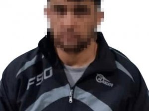 Motosikletle Uyuşturucu Taşıyan Zanlılar Polise Yakalandı