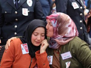 İ̇stanbul’da Şehit Olan Bekçi Oltan Koca Memleketi Gümüşhane’de Son Yolculuğuna Uğurlandı