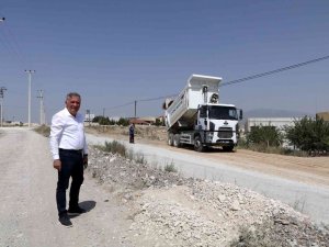 Honaz’da Yol Çalışmaları Aralıksız Sürüyor