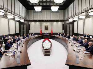 Cumhurbaşkanı Recep Tayyip Erdoğan Başkanlığında Gerçekleşen Cumhurbaşkanlığı Kabine Toplantısı Sona Erdi.