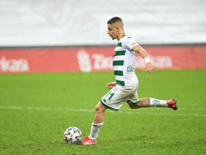 Bursaspor, Çağatay Yılmaz’la Yollarını Ayırıyor