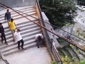 Beyoğlu’nda Bilgisayar Mühendisi Genci Gasp Eden Şahıs Yakalandı
