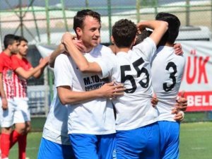 Trafik Kazasında Hayatını Kaybeden Futbolcu İçin Lokma Hayrı
