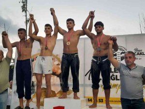 İ̇zmitli Pehlivanlar Şile’den 5 Madalya İle Döndü