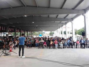 Gezen Sinema Tırı Altıntaş’ta