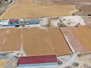 Geleneksel Yöntemle Üretip Dört Bir Yana Pazarlıyorlar