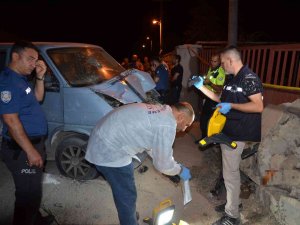 Kamyonetin Çarptığı Yaya Hayatını Kaybetti