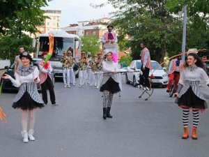 Maltepe’de Sanat, Sokakla Buluştu