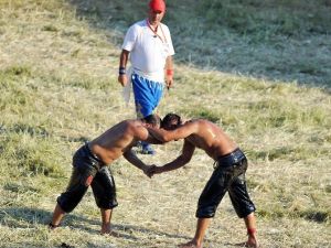 Kırkpınar’ın Şampiyonu Orhan Okulu