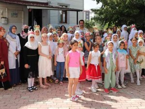 Elazığ’da Yaz Kur’an Kurslarında Karne Heyecanı