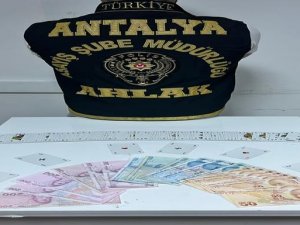 Antalya’da Kumar Operasyonu: 8 Kişiye 14 Bin 421 Lira Ceza
