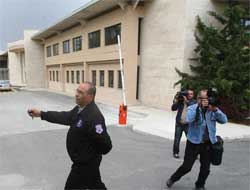 Ankara bu okula kilitlendi