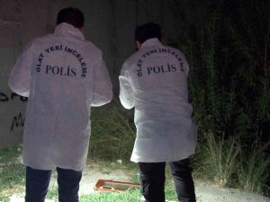 Esenyurt’ta "Çöp Atma" Kavgası Kanlı Bitti: 3 Yaralı