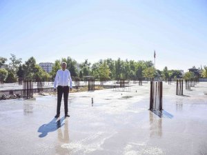 Karacabey’deki Kültür Merkezi İnşaatında Çalışmalar Yeniden Başladı