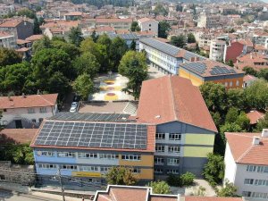 Bursa’daki Bu Okul Kendi Enerjisini Üretti