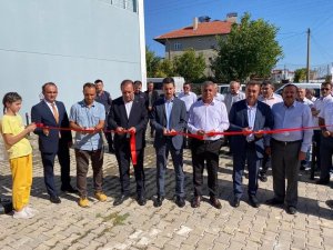 Altıntaş’a Kitap Kafe