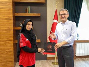 Bingöl’de Bocce Birincileri Ödüllendirildi
