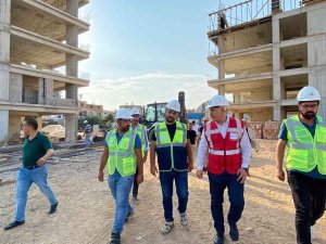 Yerinde Kentsel Dönüşümle İnsanlar Yıkılmak Üzere Olan Evlerden Kurtuluyor